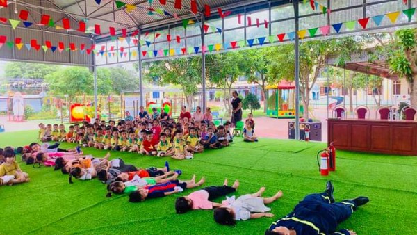 Công khai danh sách nâng lương trước thời hạn năm 2025